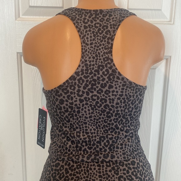 Evolution and creation dark Cheetah active set NWT - Picture 9 of 10